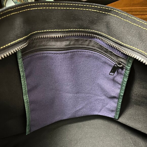 Black/Yellow Daisy Large Tote by Nautilos - Authentic - Picture 13 of 16